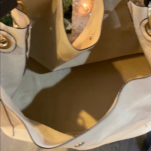 NWOT Creme/Tan Leather Hobo Bag!! - Picture 5 of 6